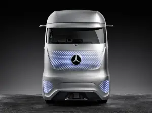 Mercedes Future Truck 2025 - 44