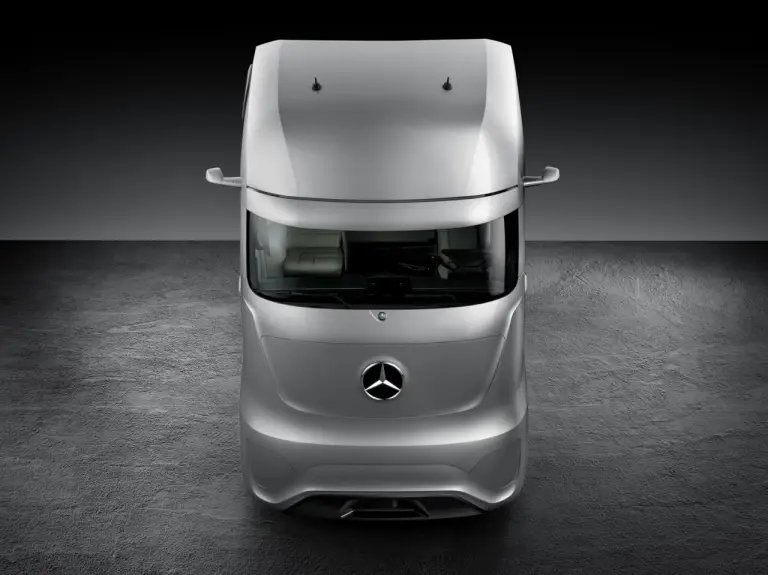 Mercedes Future Truck 2025 - 50