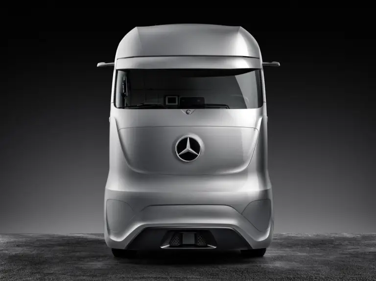 Mercedes Future Truck 2025 - 45