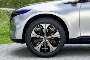 Mercedes Generation EQ Concept - 16