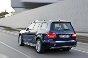 Mercedes GL 2012 foto ufficiali - 6