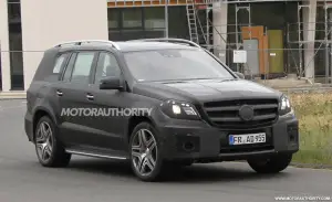 Mercedes GL 2012 spy - 1