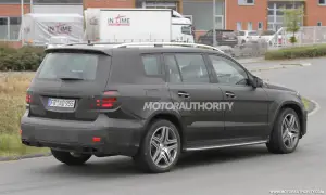 Mercedes GL 2012 spy - 11