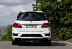 Mercedes GL 63 AMG - Mosca 2012 - 3