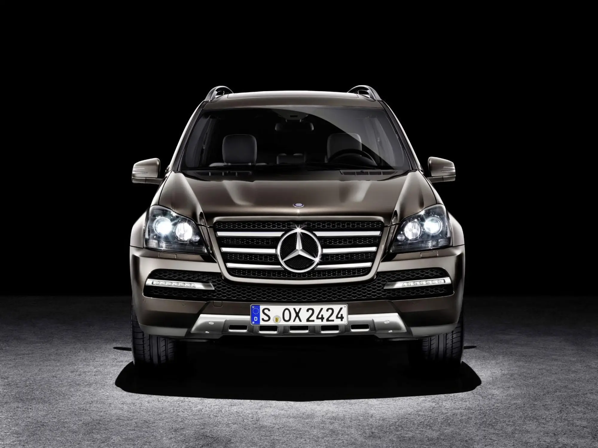 Mercedes GL Grand Edition - 1