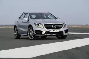 Mercedes GLA - 2014 - 16