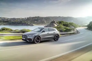 Mercedes GLA 2020 - 16