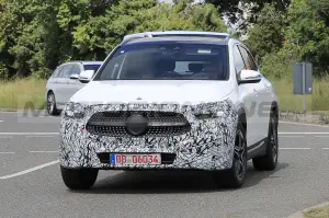 Mercedes GLA 2025 - Foto Spia 10-06-2022 - 2