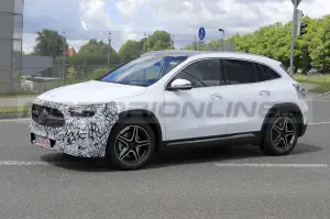 Mercedes GLA 2025 - Foto Spia 10-06-2022 - 1