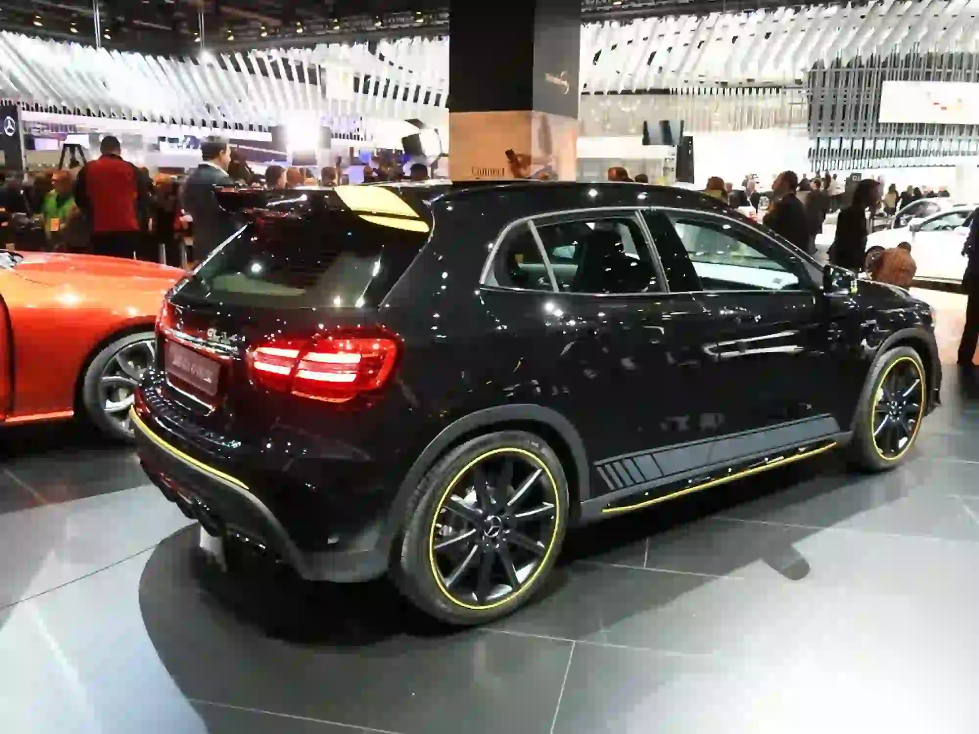 Mercedes GLA 45 AMG 4 matic - Salone di Detroit 2017 - 4