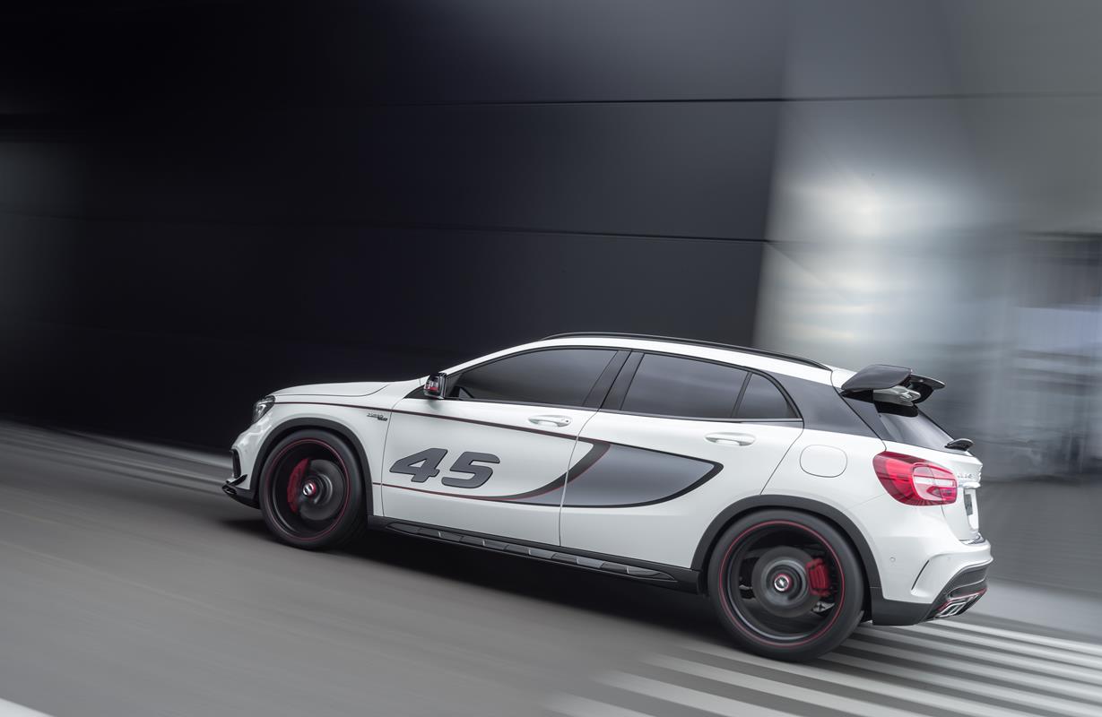 Mercedes GLA 45 AMG Concept - Foto ufficiali
