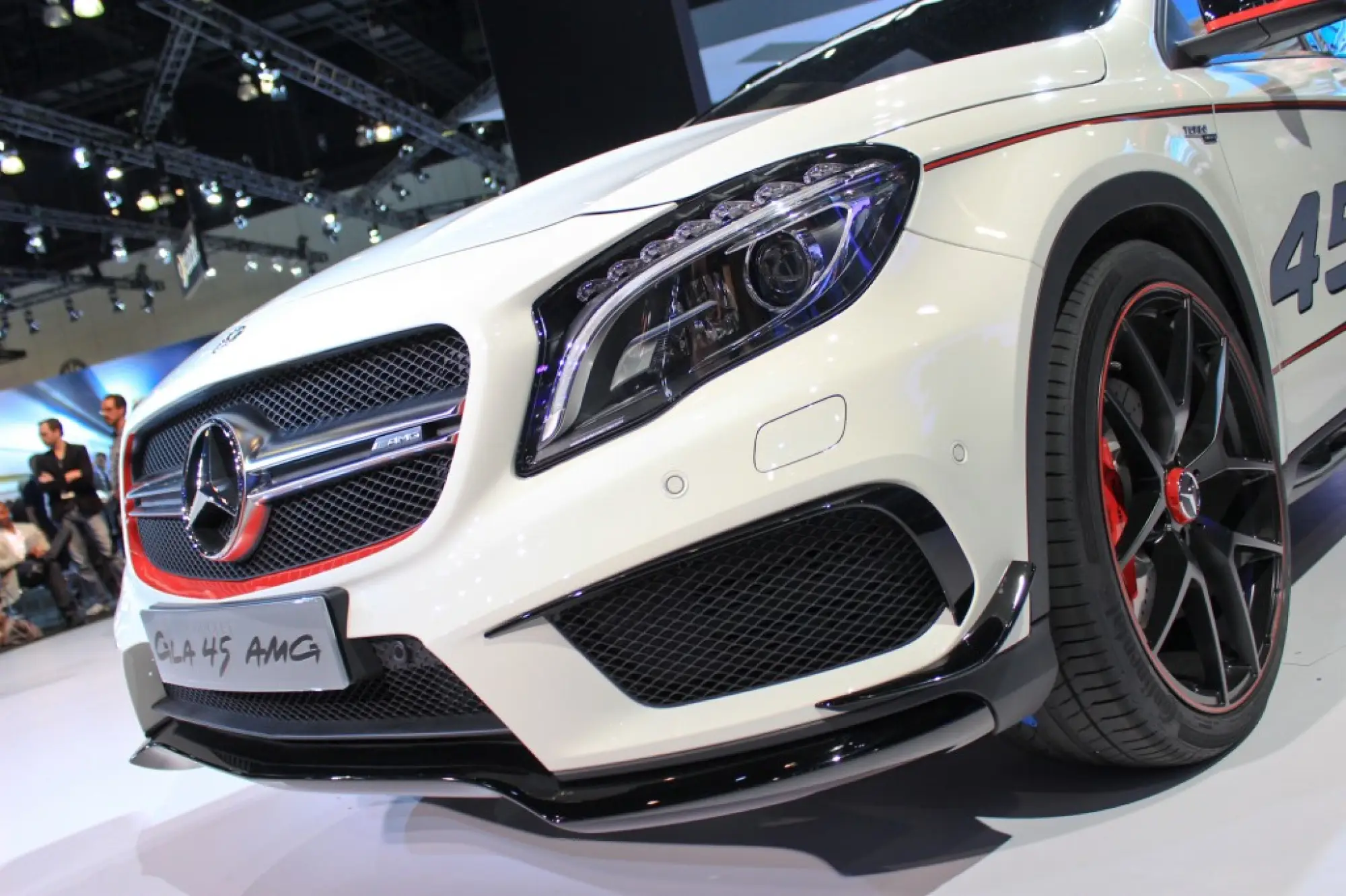 Mercedes GLA 45 AMG Concept - Salone di Los Angeles 2013 - 5