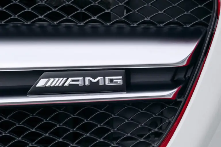 Mercedes GLA 45 AMG Concept - 8