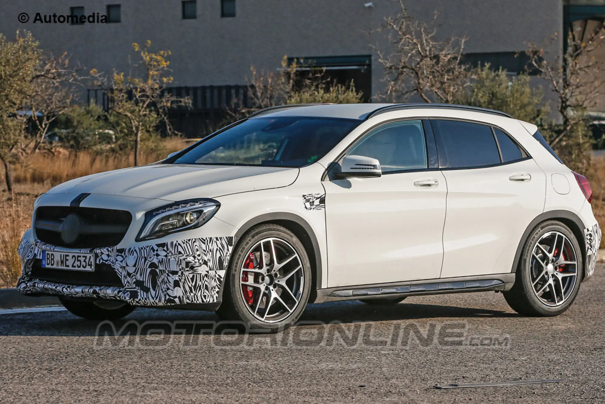 Mercedes GLA 45 AMG - Foto spia 09-01-2014 - 2