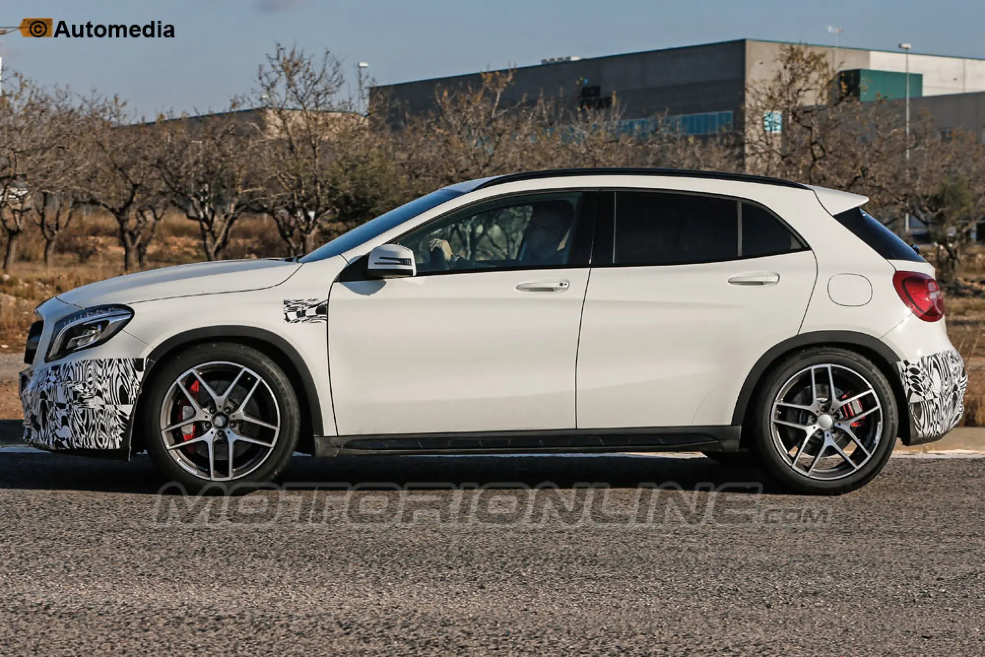 Mercedes GLA 45 AMG - Foto spia 09-01-2014 - 3