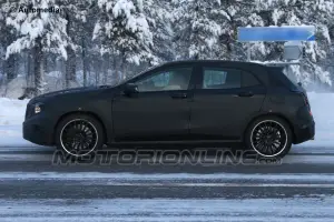 Mercedes GLA 45 AMG - Foto spia 16-01-2013