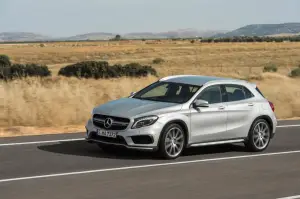 Mercedes GLA 45 AMG - Foto ufficiali