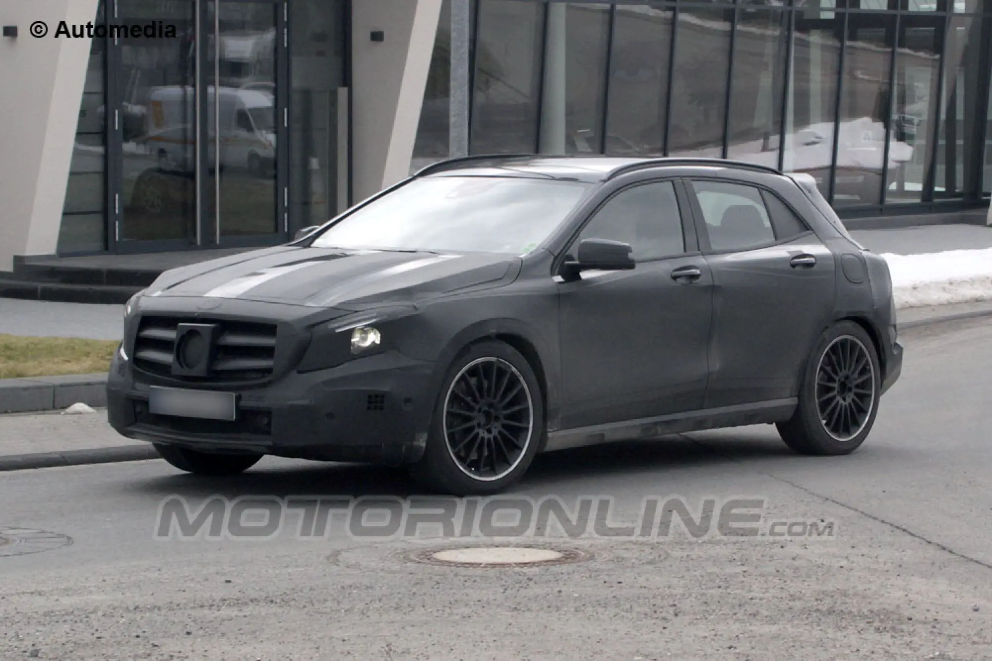 Mercedes GLA 45 AMG - 2