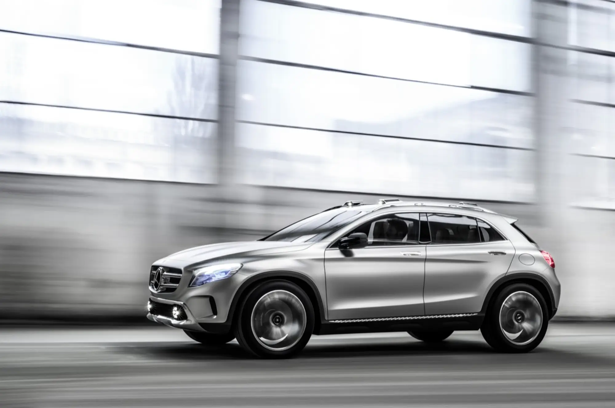 Mercedes GLA Concept - 14