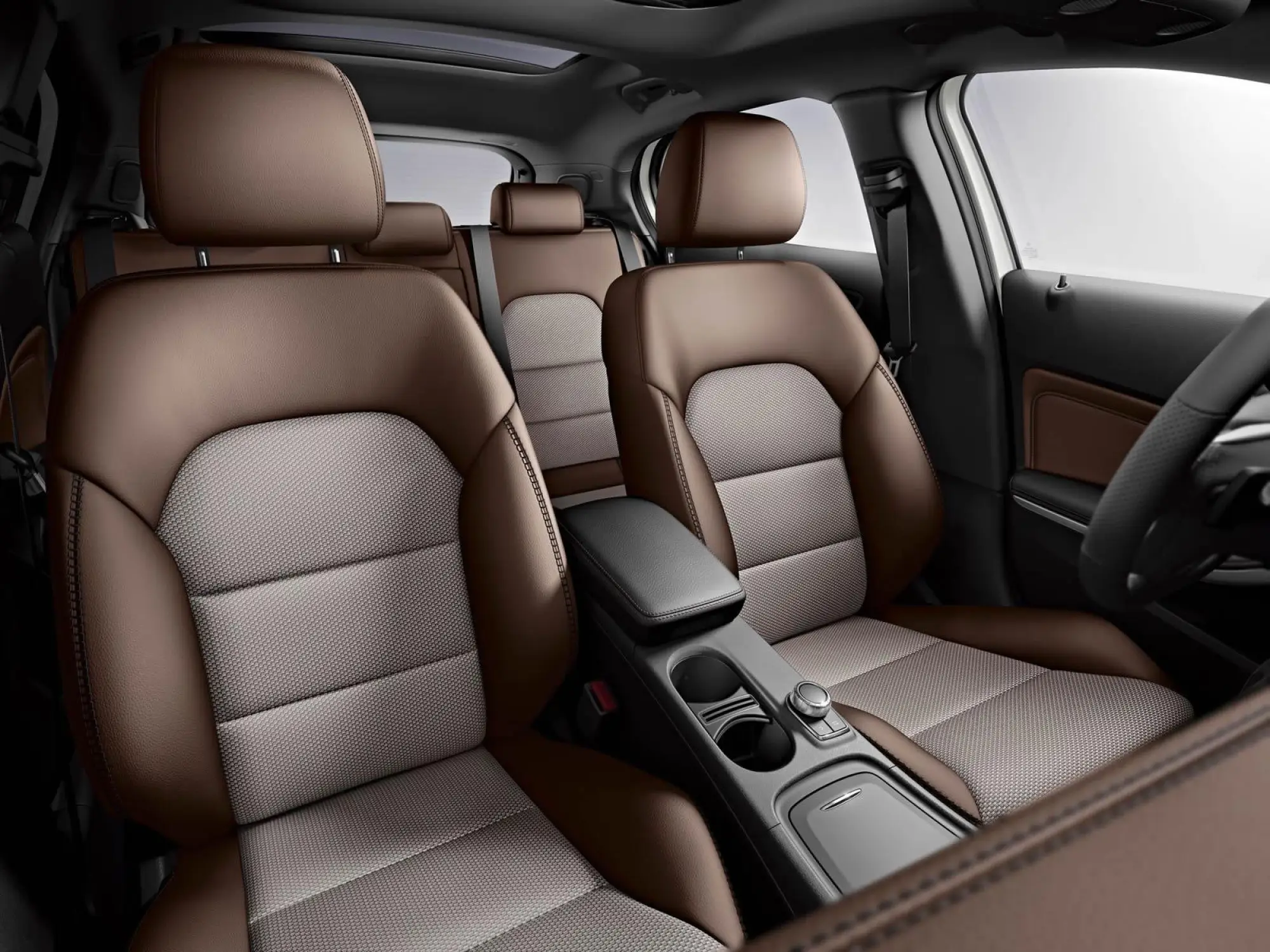 Mercedes GLA Edition 1 ufficiale - 11