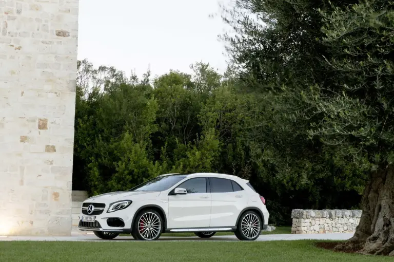 Mercedes GLA MY 2018 - 31