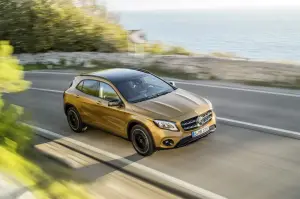 Mercedes GLA MY 2018 - 40