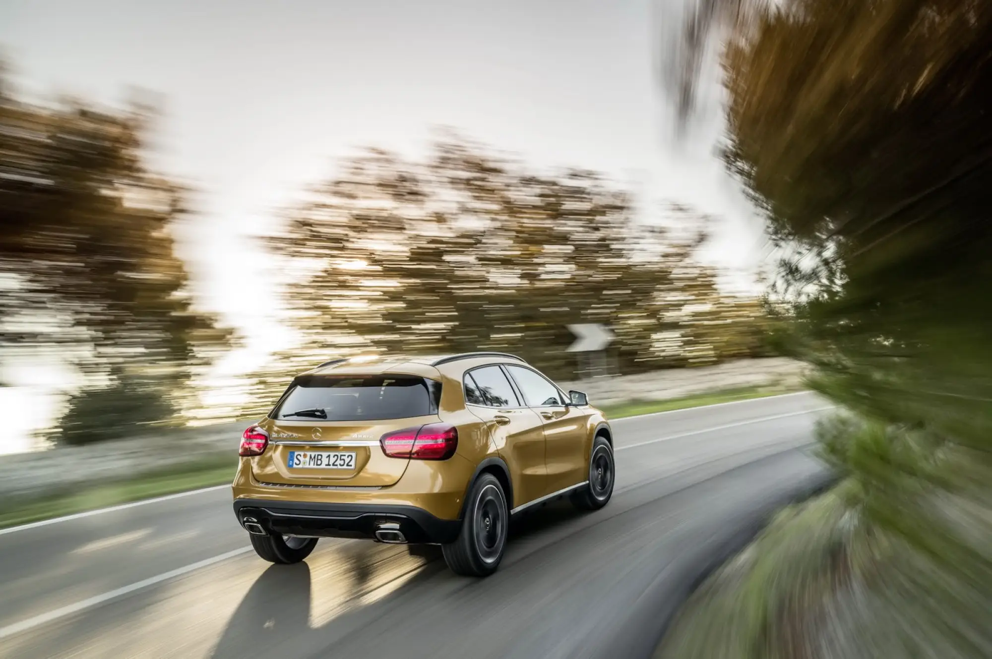 Mercedes GLA MY 2018 - 41