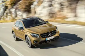 Mercedes GLA MY 2018 - 43