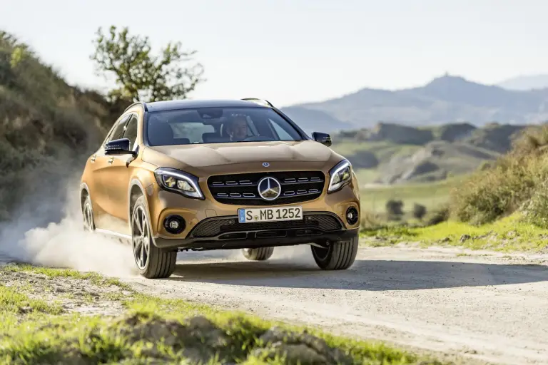 Mercedes GLA MY 2018 - 50