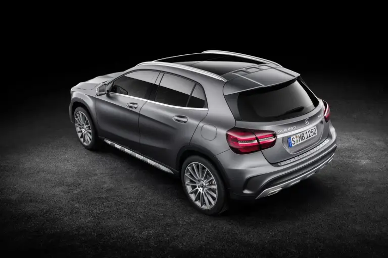 Mercedes GLA MY 2018 - 69