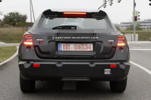 Mercedes GLA - 3