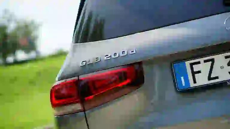 Mercedes GLB 200d 2020 - 48
