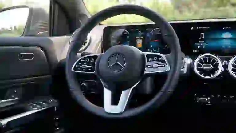 Mercedes GLB 200d 2020 - 17