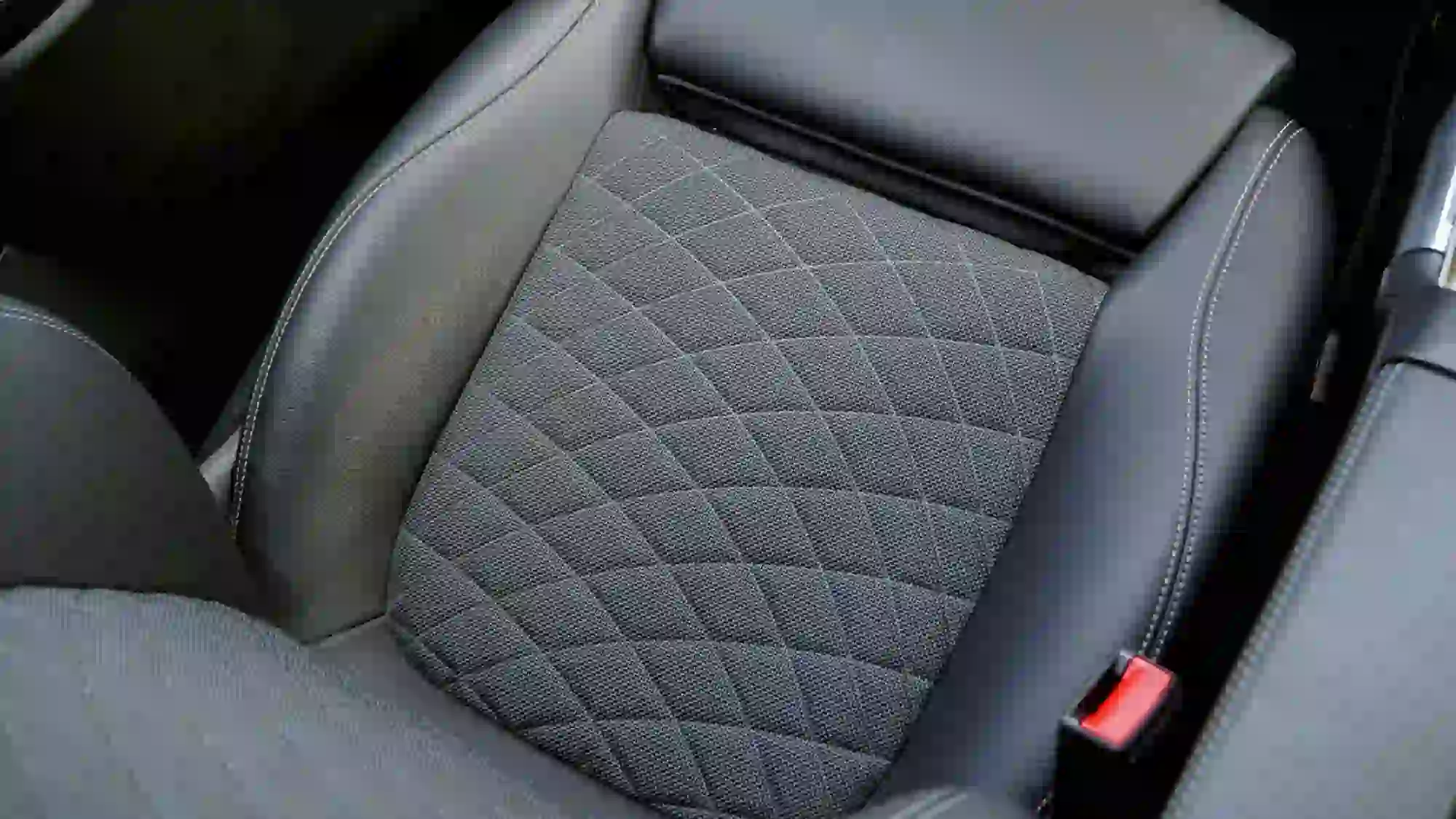 Mercedes GLB 200d 2020 - 23