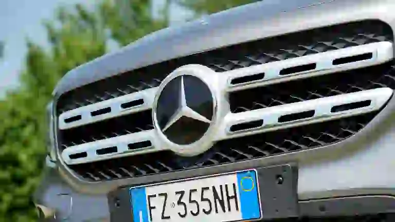 Mercedes GLB 200d 2020 - 43