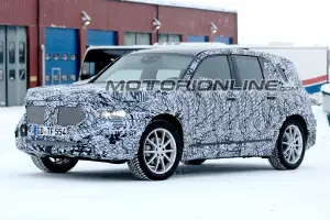 Mercedes GLB foto spia 17 gennaio 2018  - 3