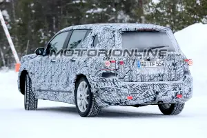Mercedes GLB foto spia 17 gennaio 2018  - 7