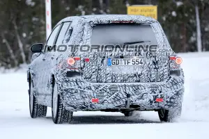 Mercedes GLB foto spia 17 gennaio 2018  - 8