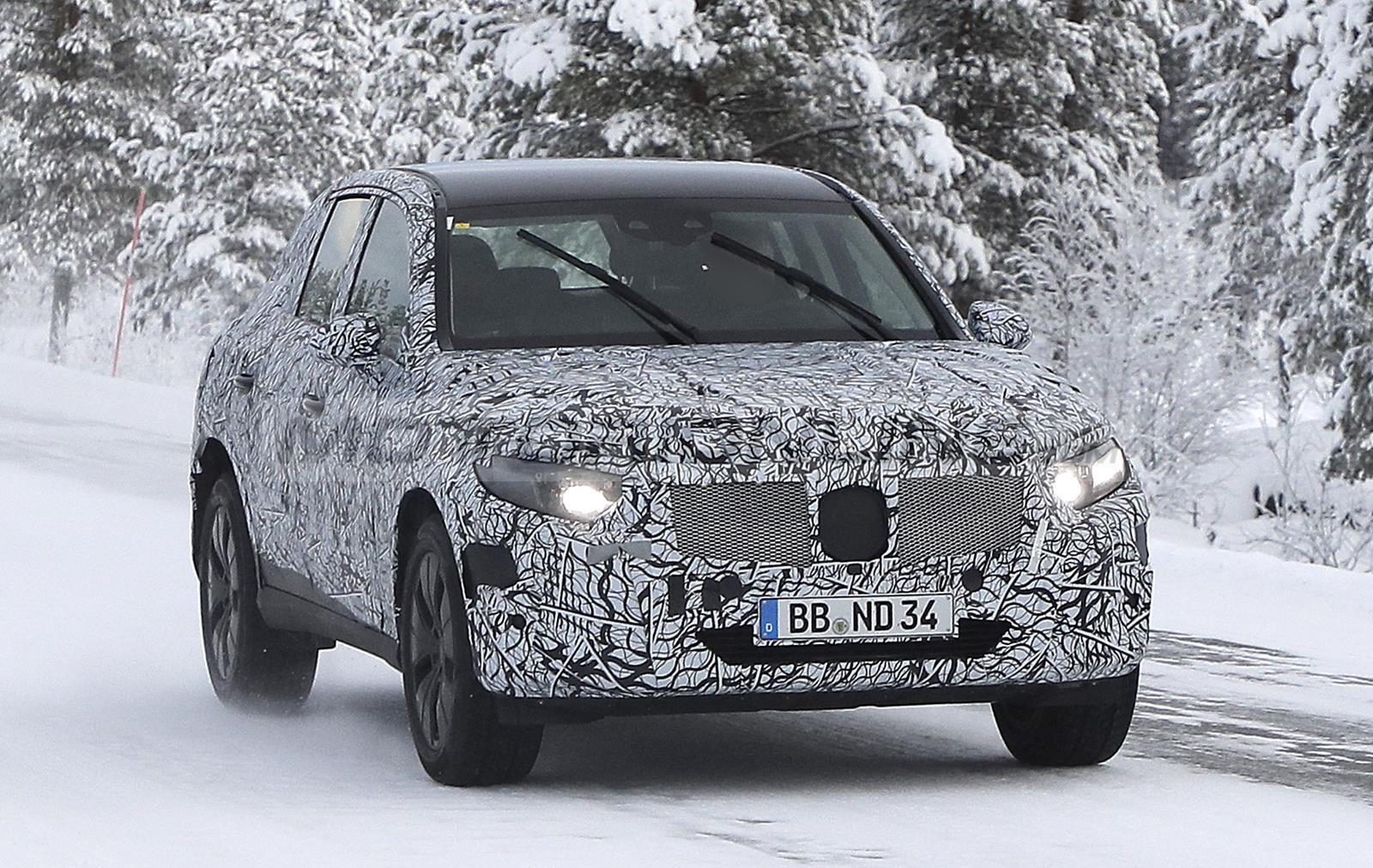 Mercedes GLC 2022 - Foto spia 10-12-2020