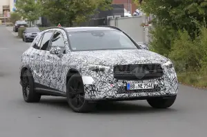 Mercedes GLC 2022 - Foto Spia 22-09-2021 - 4