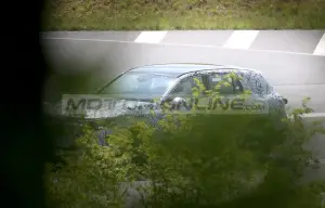 Mercedes GLC 2022 - Foto spia 25-05-2020