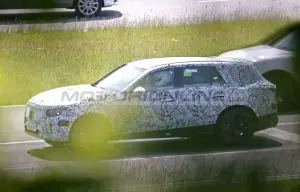 Mercedes GLC 2022 - Foto spia 25-05-2020