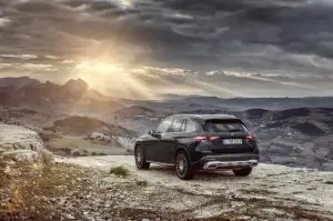 Mercedes GLC 2022 in Off-road