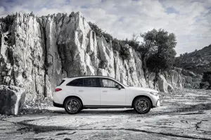 Mercedes GLC 2022 in Off-road