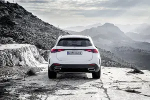 Mercedes GLC 2022 in Off-road