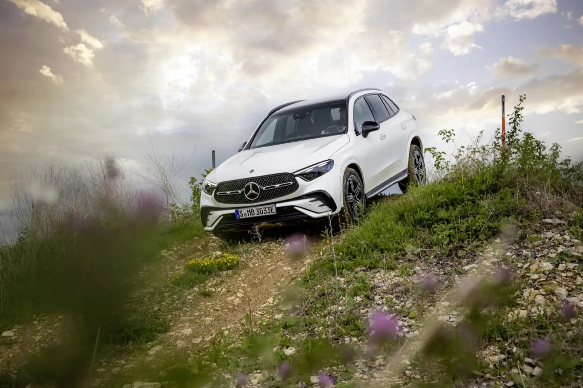 Mercedes GLC 2022 in Off-road - 20