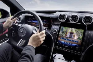 Mercedes GLC 2022 in Off-road