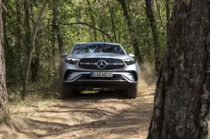 Mercedes GLC 2022 in Off-road