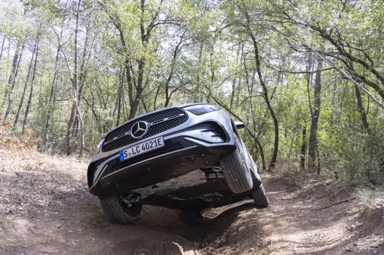 Mercedes GLC 2022 in Off-road - 23