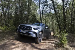 Mercedes GLC 2022 in Off-road
